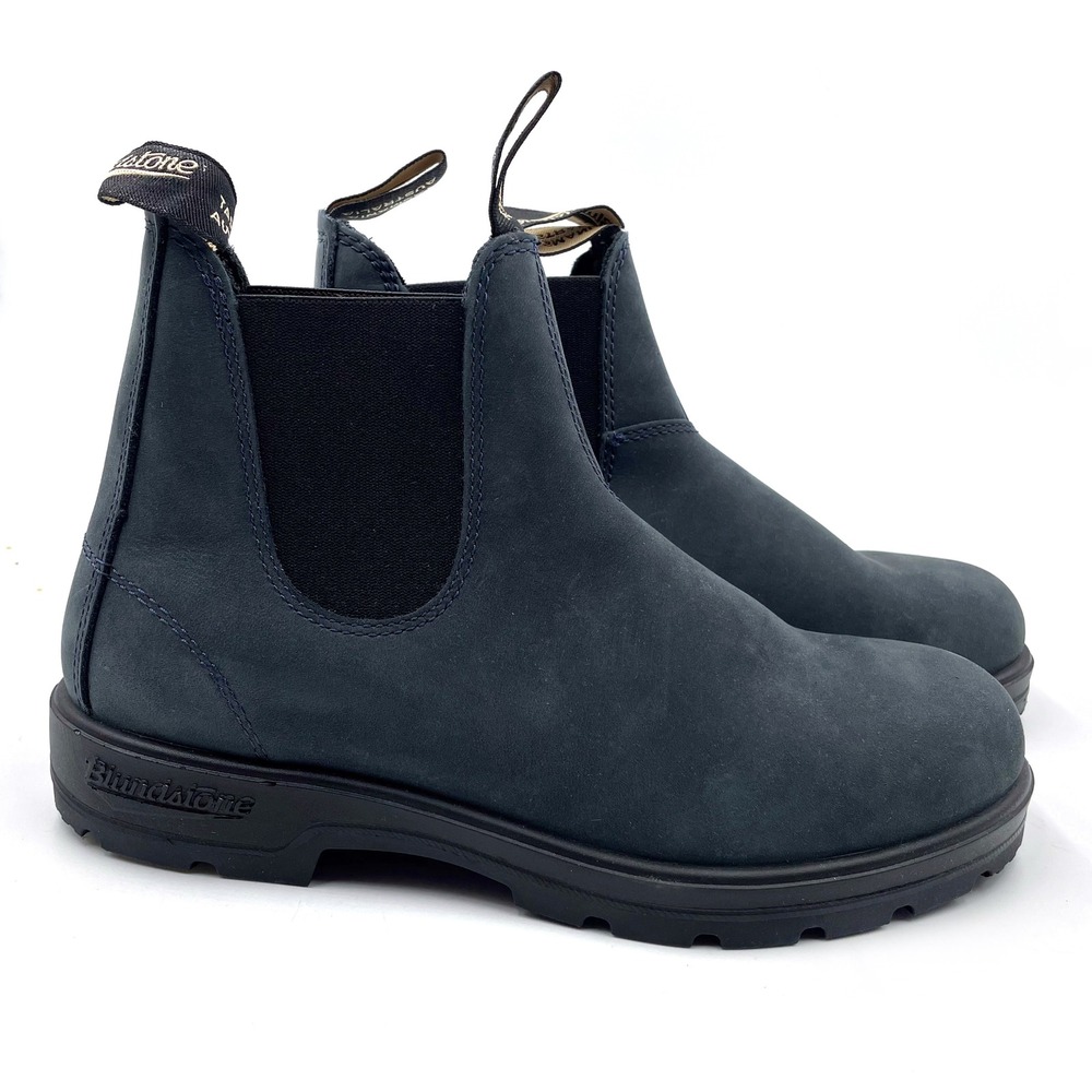 Blundstone Men's Boots in Navy and Black